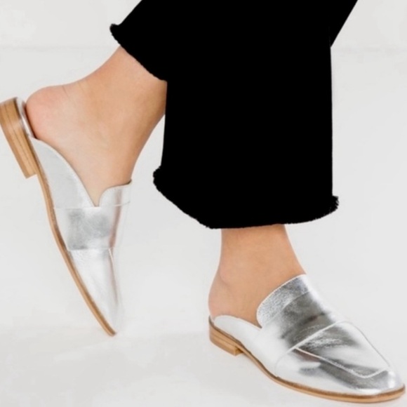 NEW w/box Free People Mules (Silver) - Picture 2 of 6